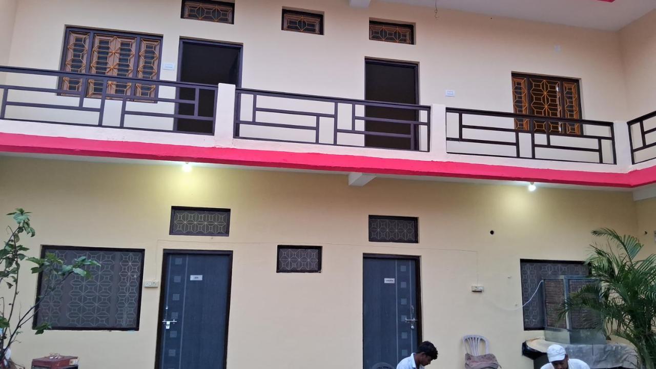 Blue Sky Homestay Khadzsuráhó Kültér fotó