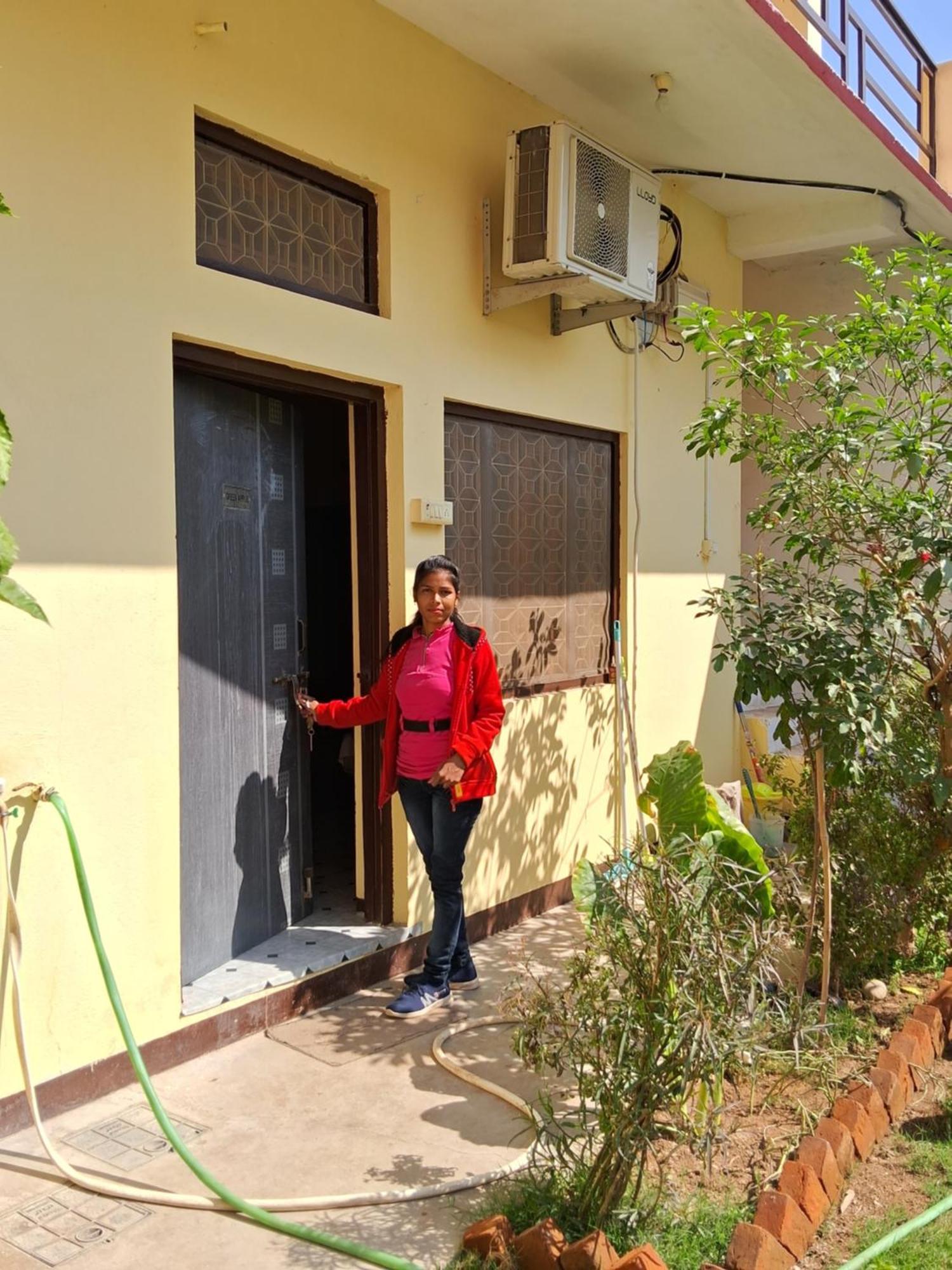 Blue Sky Homestay Khadzsuráhó Kültér fotó